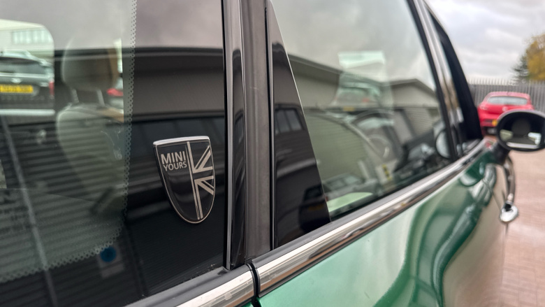 MINI Countryman 1.5 Cooper Exclusive 5dr Petrol Hatchback